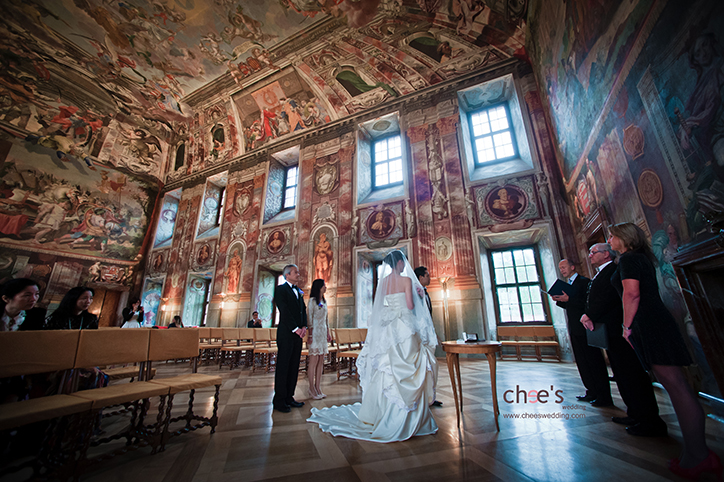Chateau Troja 3