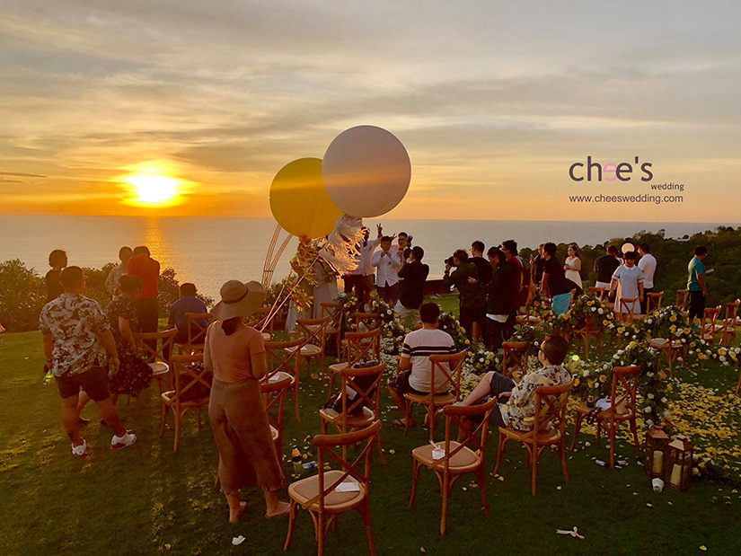 Paresa Cliffside sea view wedding 2