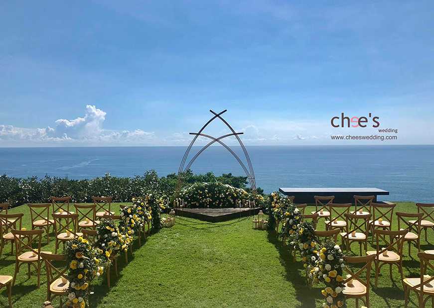 Paresa Cliffside sea view wedding 3